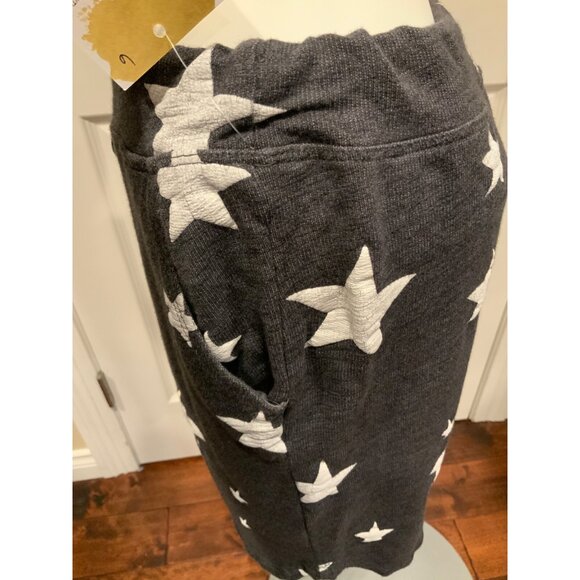 Sundry Dark Blue W/ White Star Pattern Skirt, Size Small (1) - Picture 4 of 6